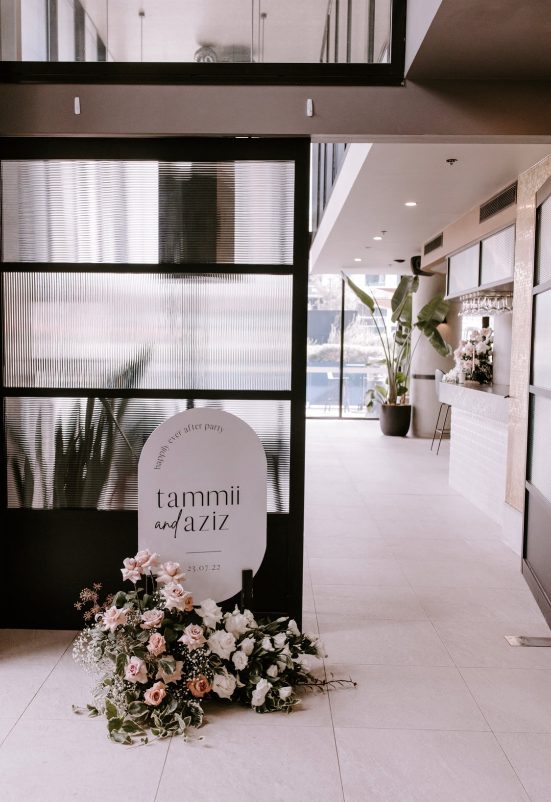 Tammii & Aziz. Photography: Bel Combridge Photography